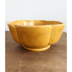 Vintage Haeger 1960's Yellow Bowl Planter Footed Pedestal Planter Haeger USA 216